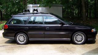 Illustration for article titled The Ten Best Ski-Trip Vehicles